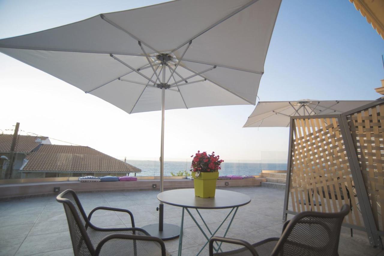The Ionian View Aparthotel Áyios Nikítas Стая снимка