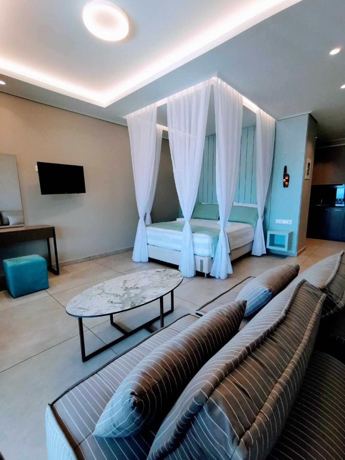 The Ionian View Aparthotel Áyios Nikítas Екстериор снимка